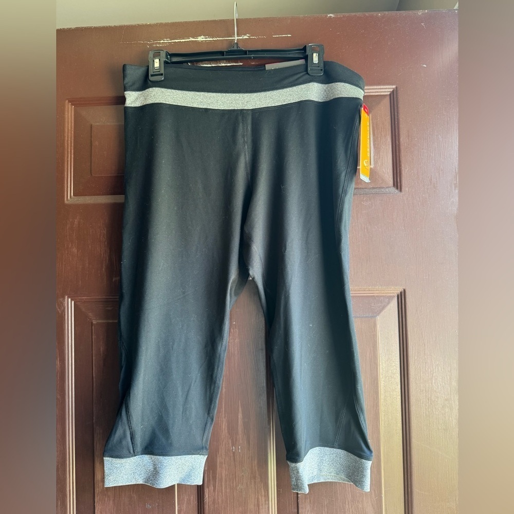 Champion XXL Black/Gray Capris